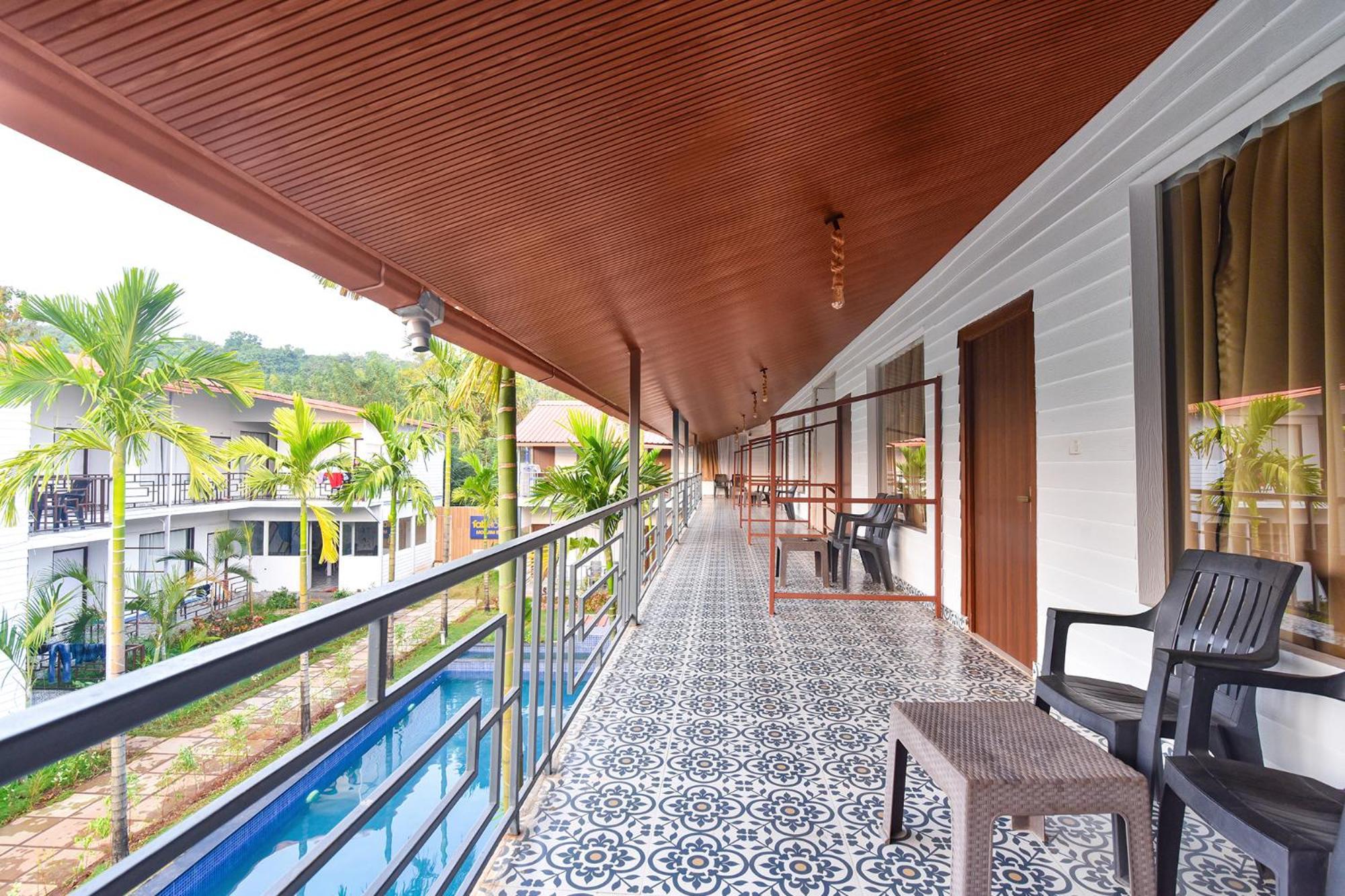 Fabhotel Morjim Bliss - 500M From Morjim Beach Eksteriør billede